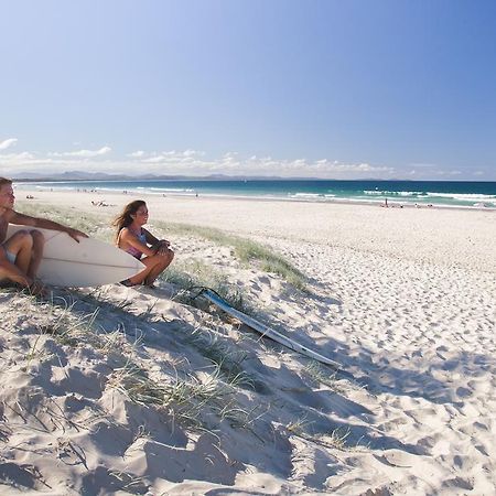 Backpackers Inn On The Beach ไบรอนเบย์ ภายนอก รูปภาพ