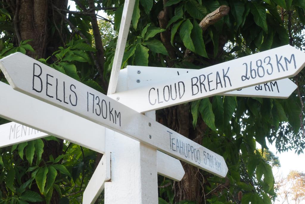 Backpackers Inn On The Beach ไบรอนเบย์ ภายนอก รูปภาพ